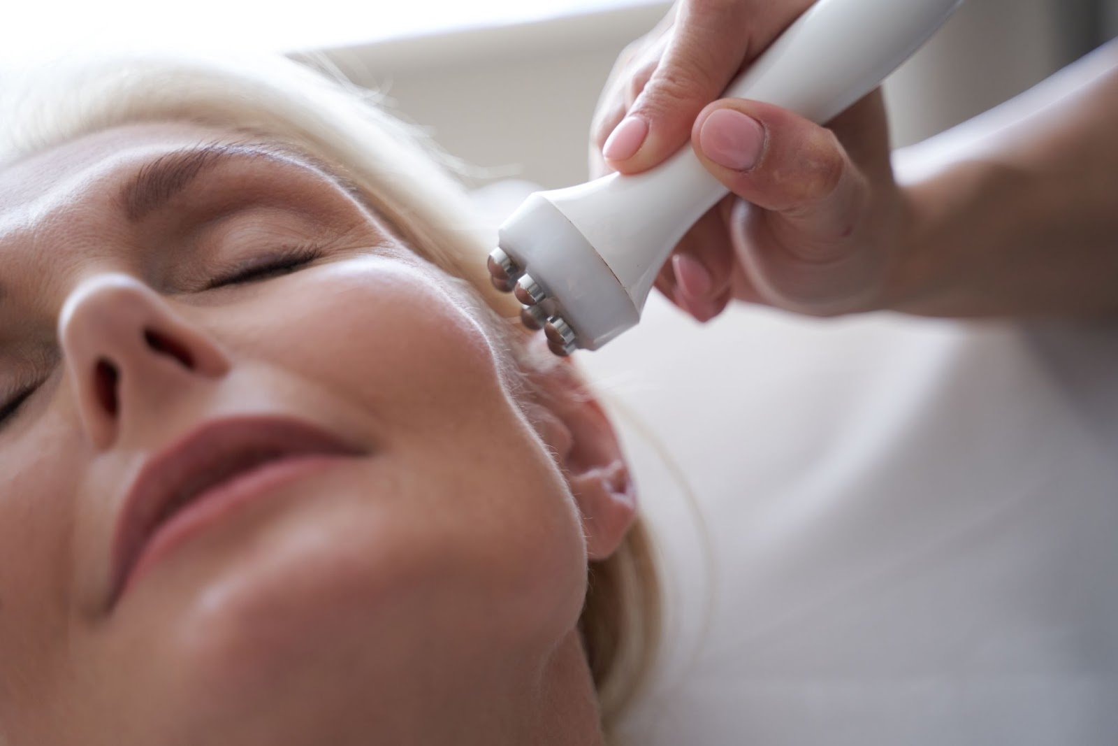 Treatments to Reveal Youthful Radiance