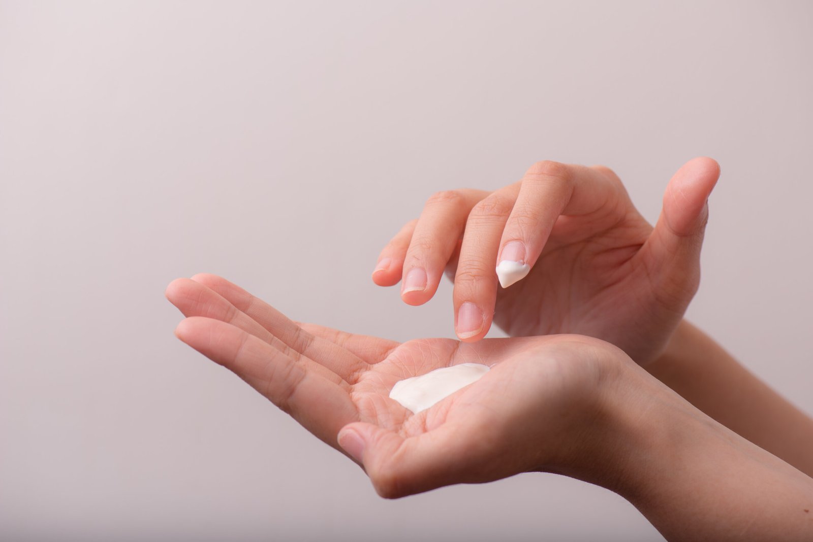 Why Should You Use TCM Creams Post-Acupuncture